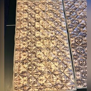 Beautiful Pottery Barn Cream, Ikat velvet king size pillow cases. EUC